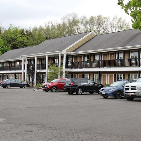 Newbury Inn Brookfield Kültér fotó